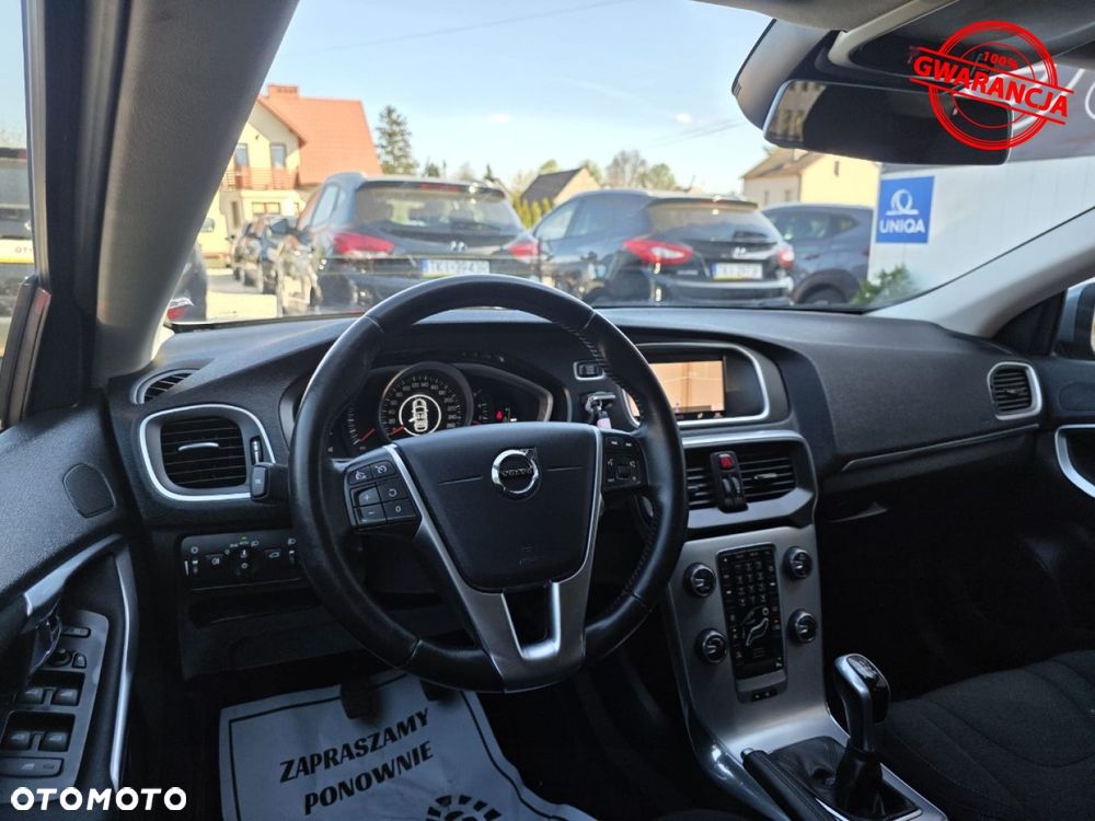Volvo V40 - 18