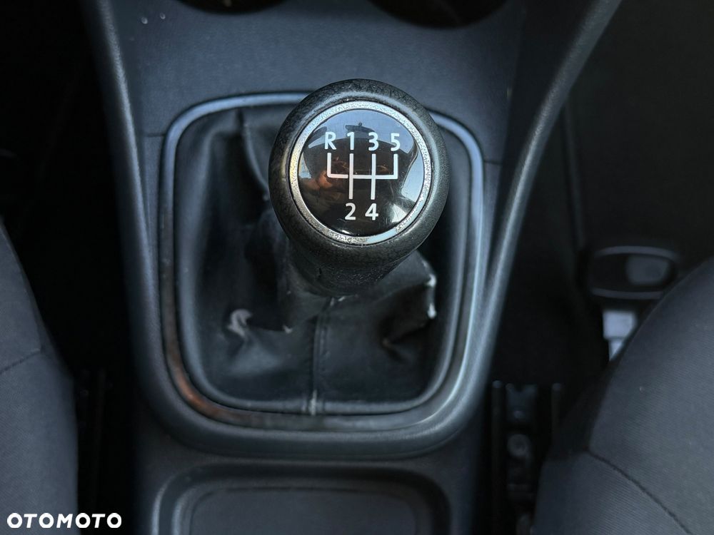 Volkswagen Polo - 28