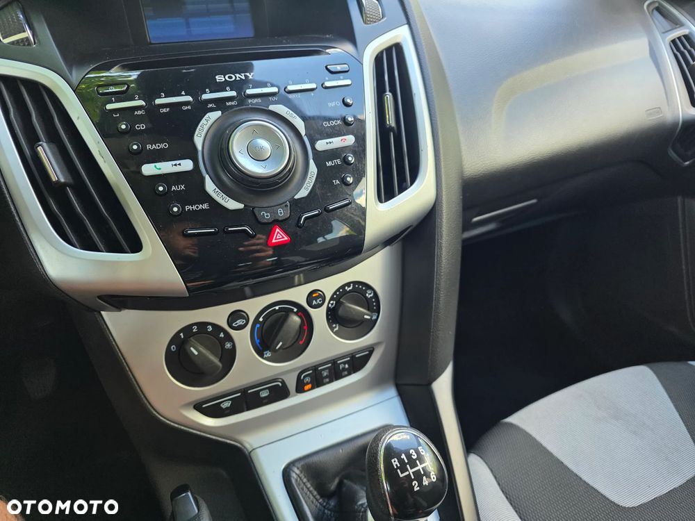 Ford Focus 1.6 EcoBoost Trend Sport - 9