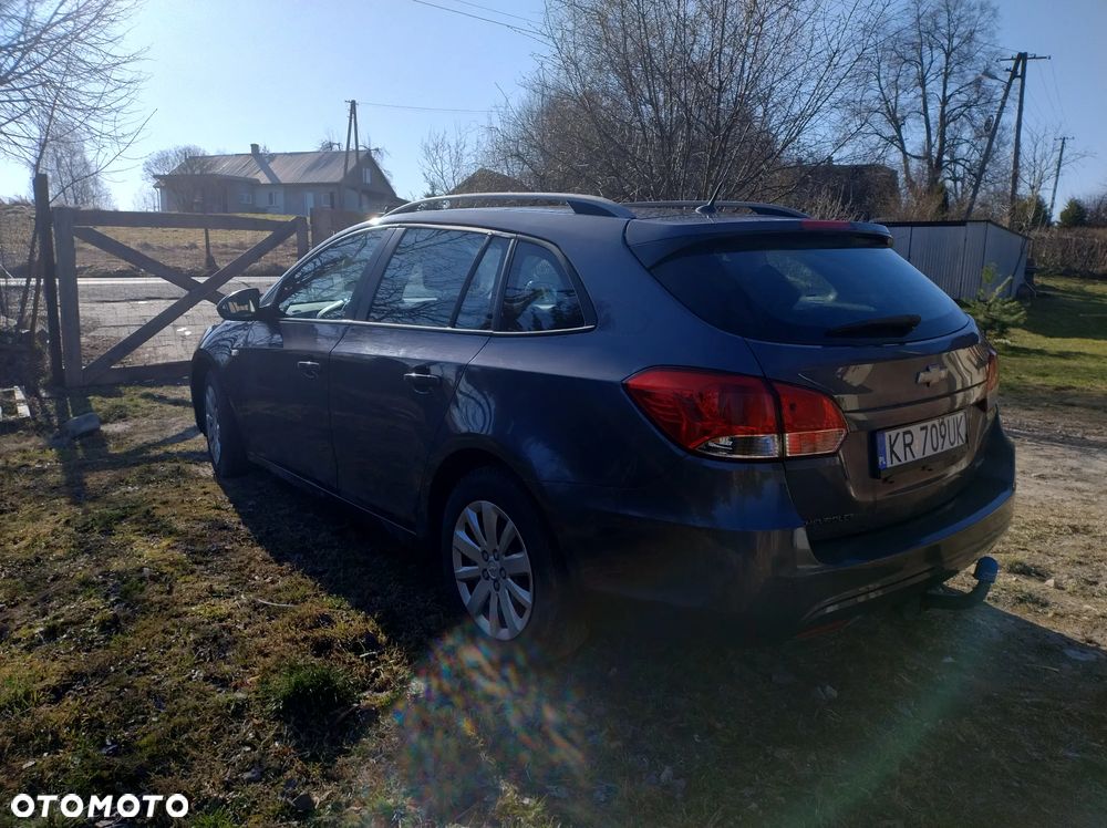 Chevrolet Cruze 1.6 LT - 2