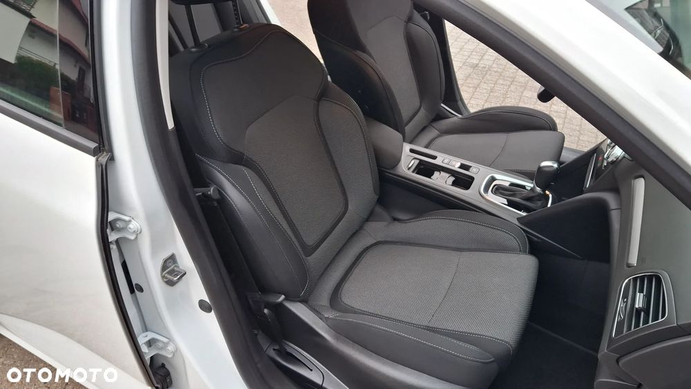 Renault Megane 1.6 E-TECH Plug-In Intens - 23