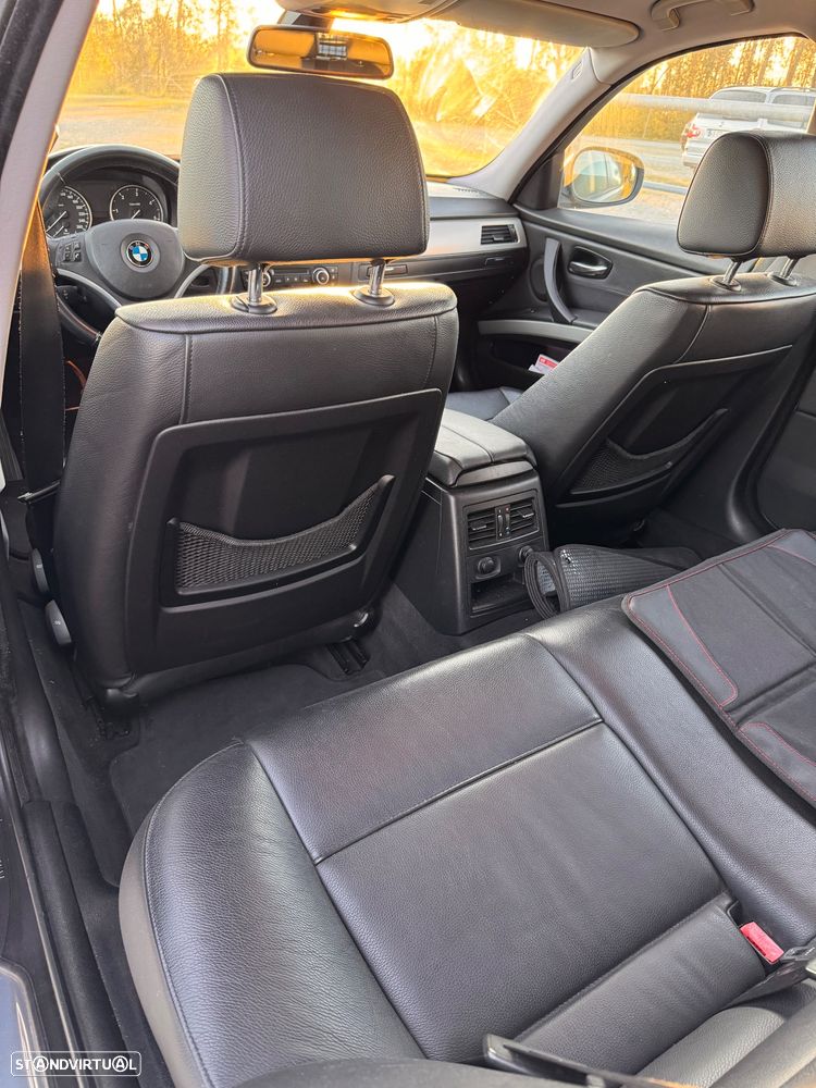 BMW 320 d Navigation - 8