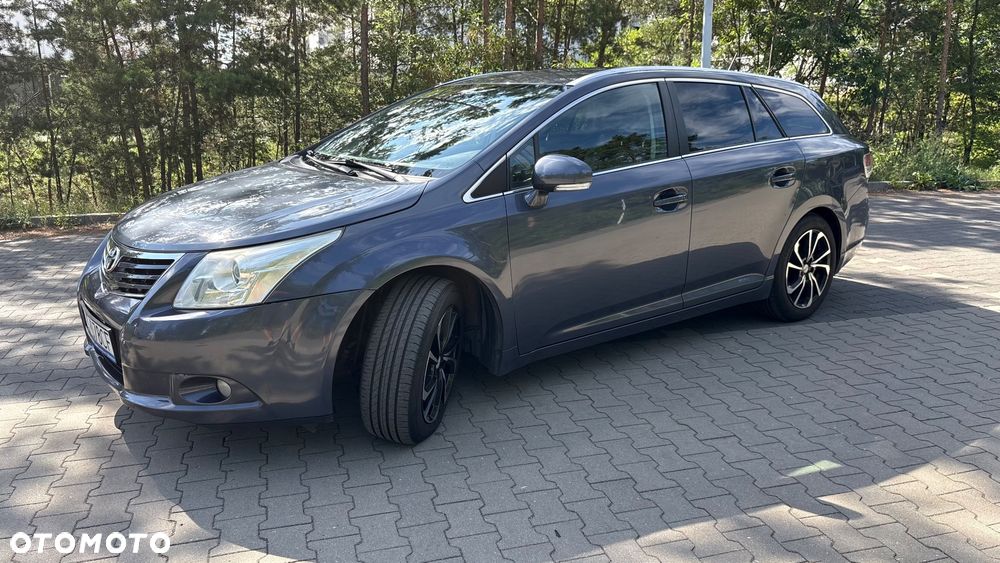Toyota Avensis 1.8 Multidrive S Sol - 4