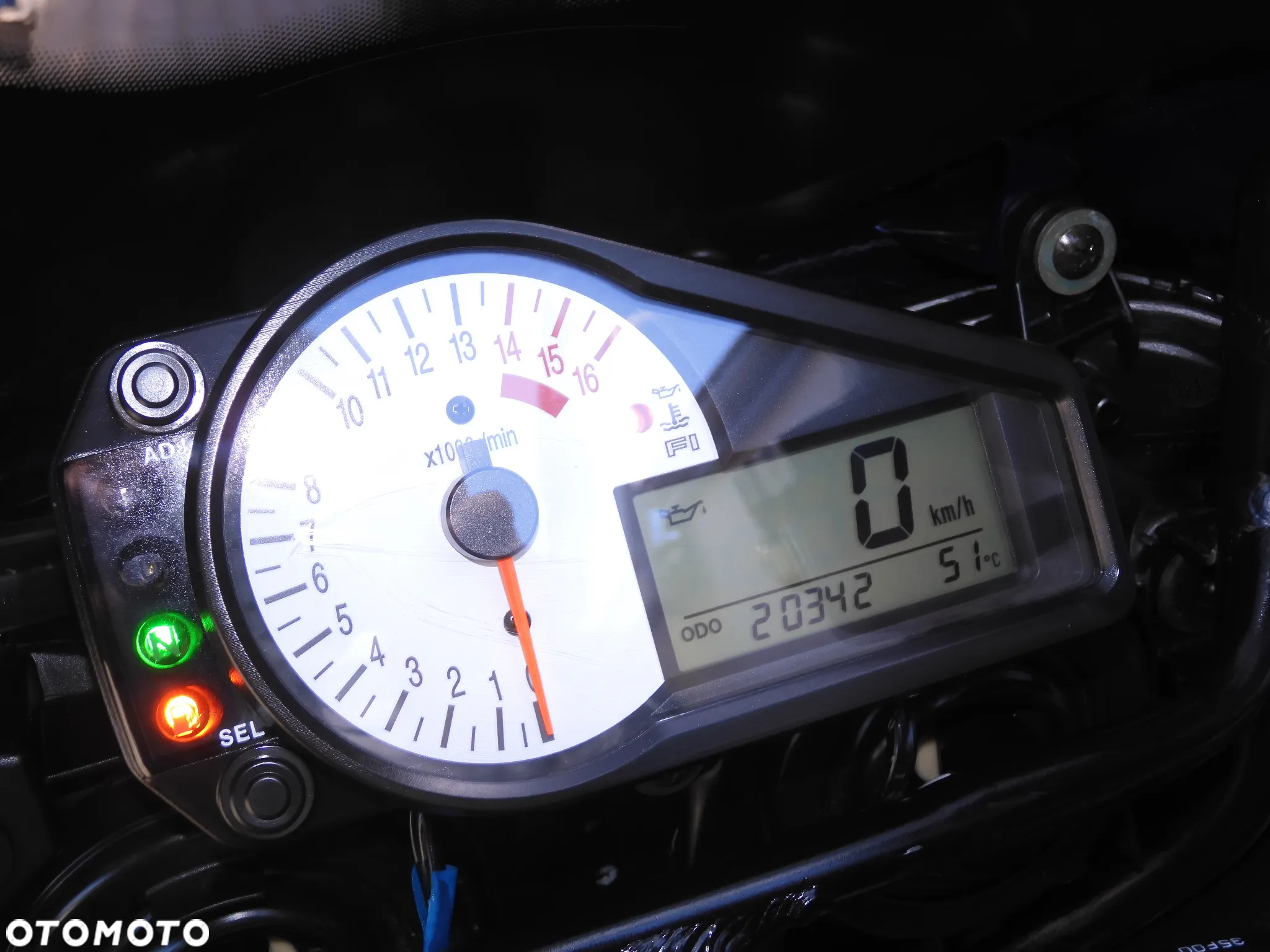 Suzuki GSX-R - 28