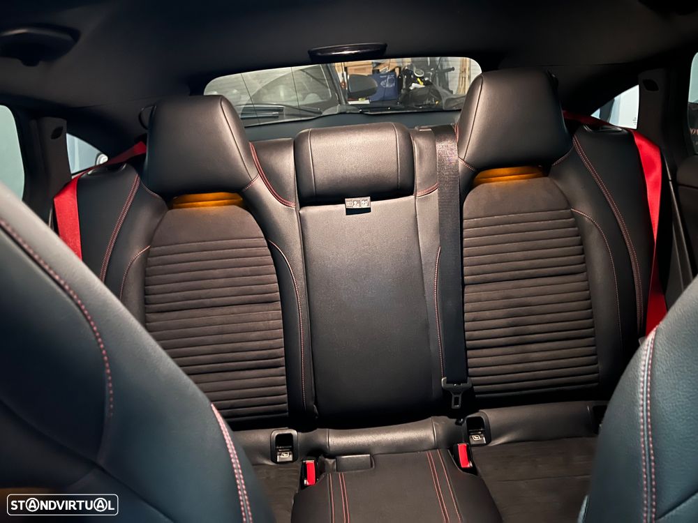 Mercedes-Benz CLA 45 AMG 4Matic 7G-DCT - 9