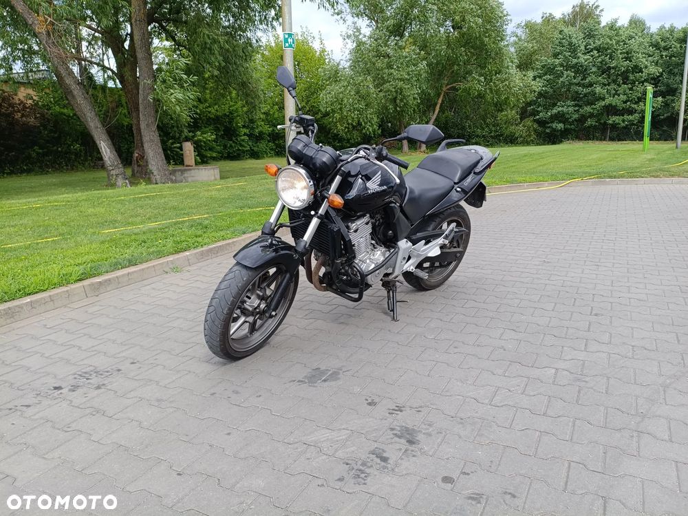 Honda CBF - 4