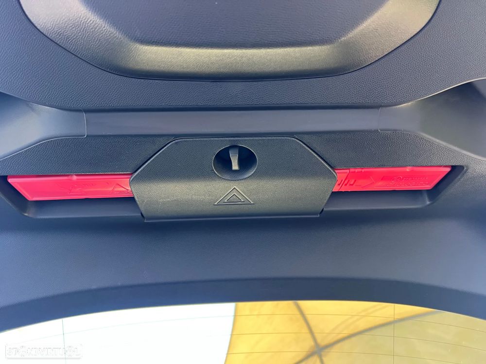 Peugeot 2008 PureTech 130 EAT8 Allure - 45