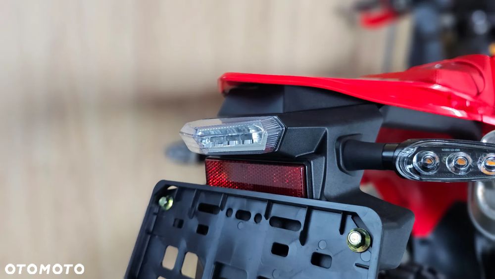 QJMOTOR COV 125X - 7