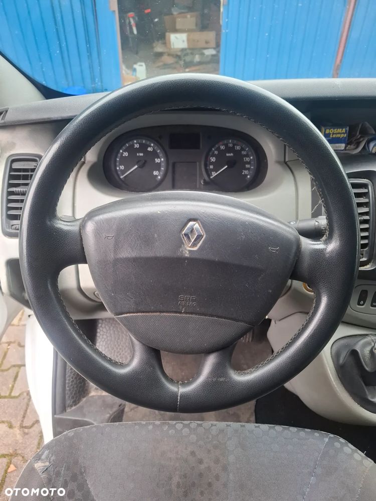 Renault TRAFIC - 16