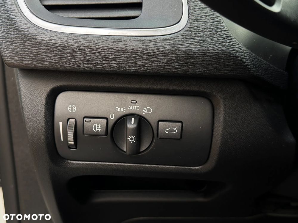 Volvo V40 D3 RDesign - 26