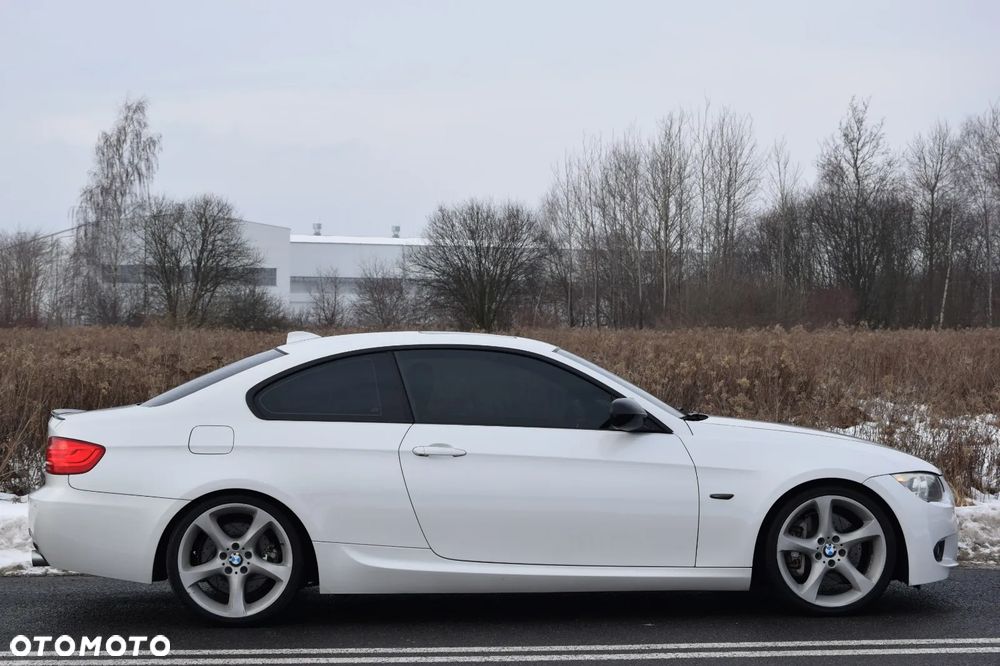 BMW Seria 3 335i M Sport Edition - 7