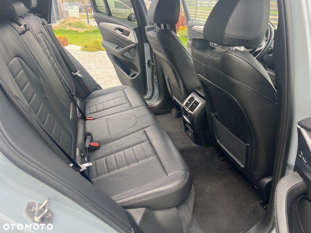 BMW X3 - 26
