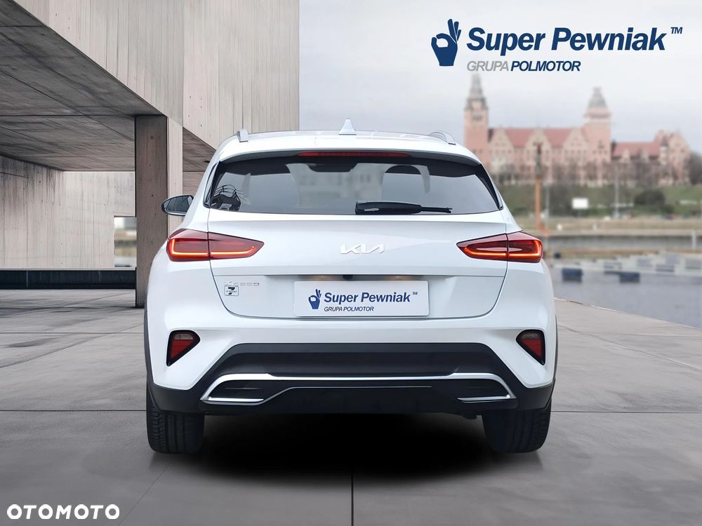 Kia XCeed 1.6 T-GDI M DCT - 4