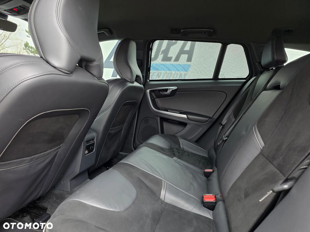 Volvo V60 T4 Geartronic R-Design - 15