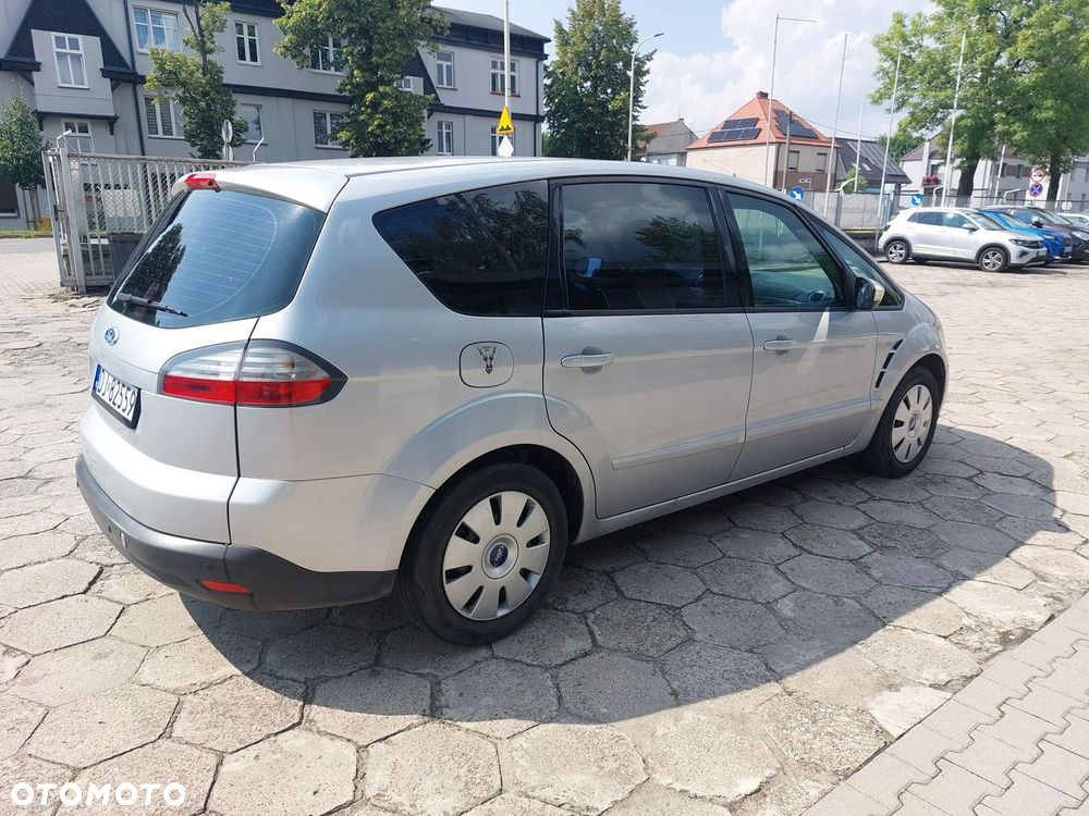 Ford S-Max - 7