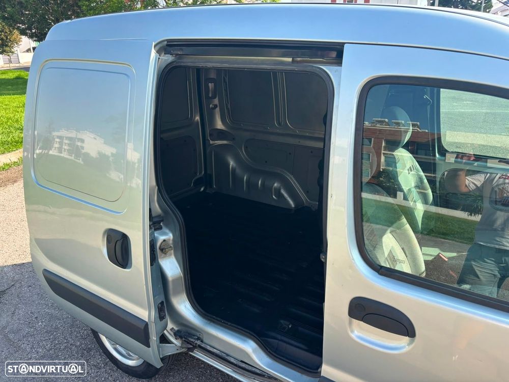 Renault Kangoo 1.5 dCI 70cv - JLL + AR CONDICIONADO - 16