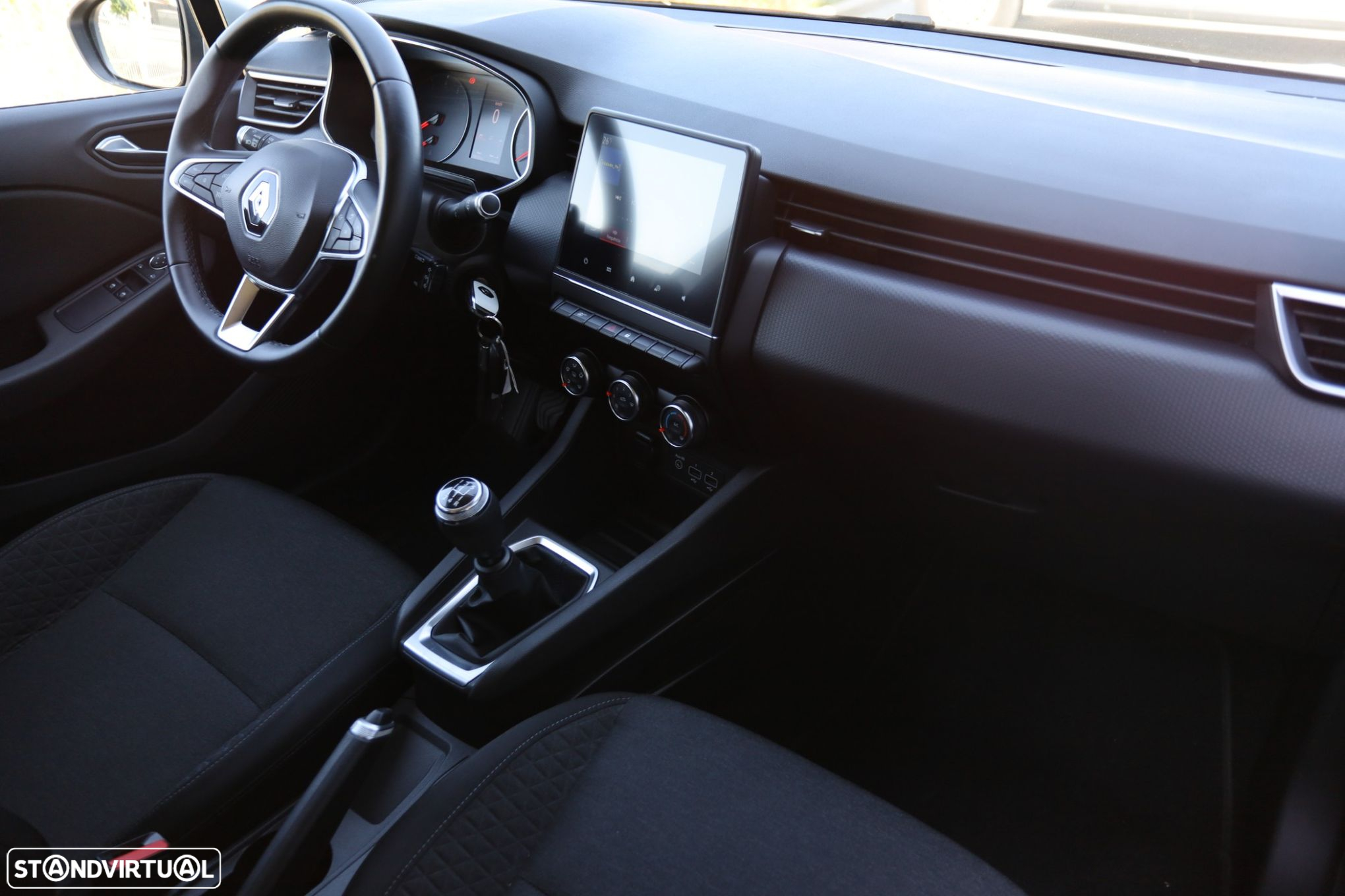 Renault Clio - 15