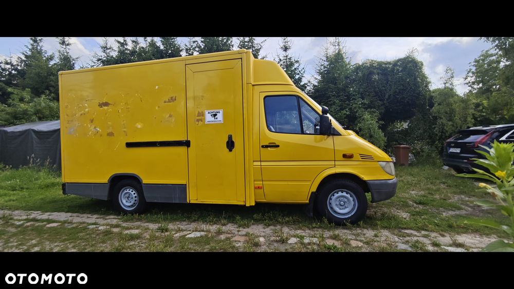 Mercedes-Benz SPRINTER - 14