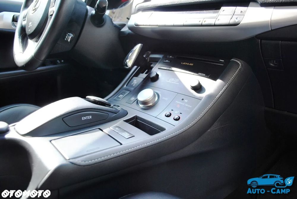 Lexus CT 200h Luxury Line - 35