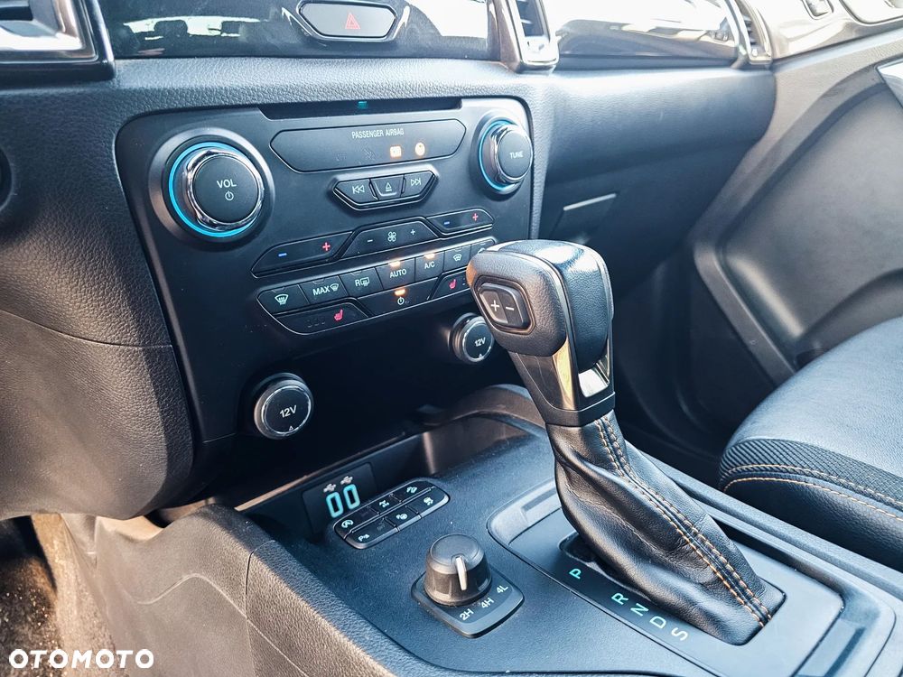 Ford Ranger ver-2-0-ecoblue-4x4-dc-wildtrak - 17