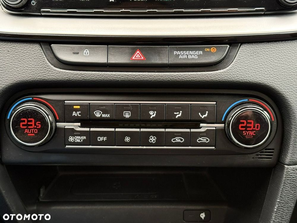 Kia Ceed 1.6 GDI PHEV Business Line DCT - 27