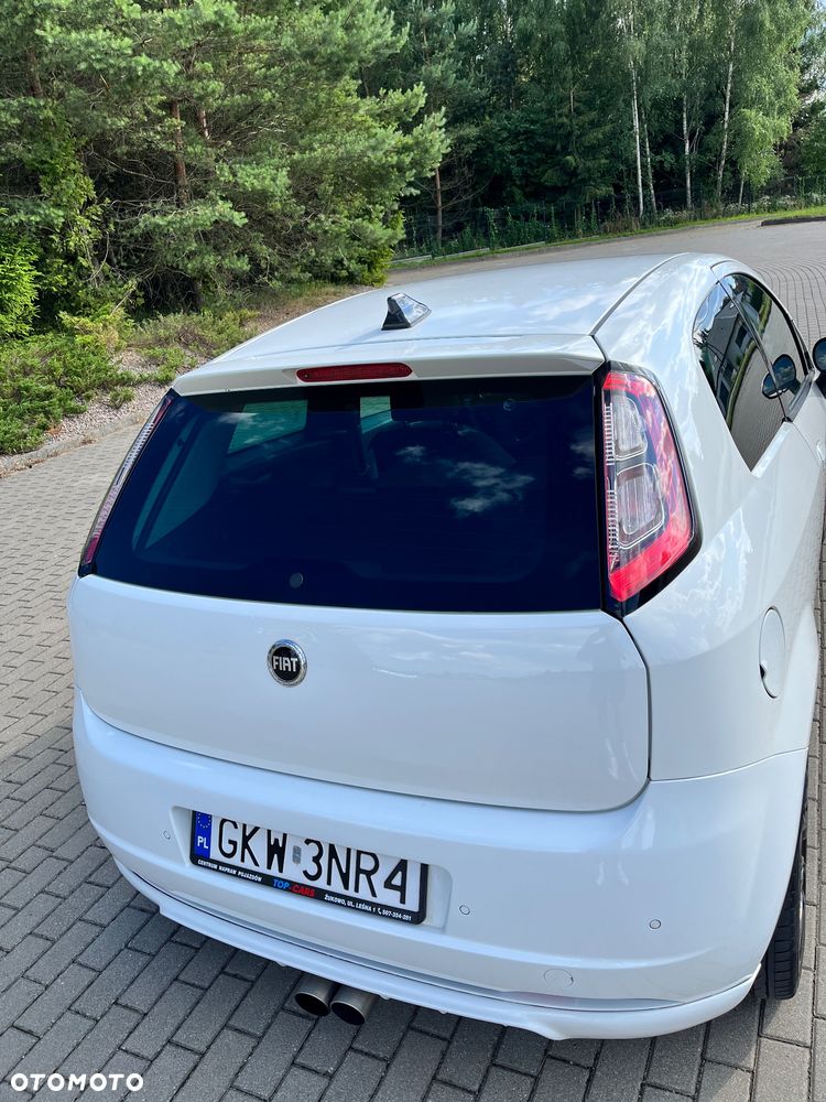 Fiat Grande Punto - 15