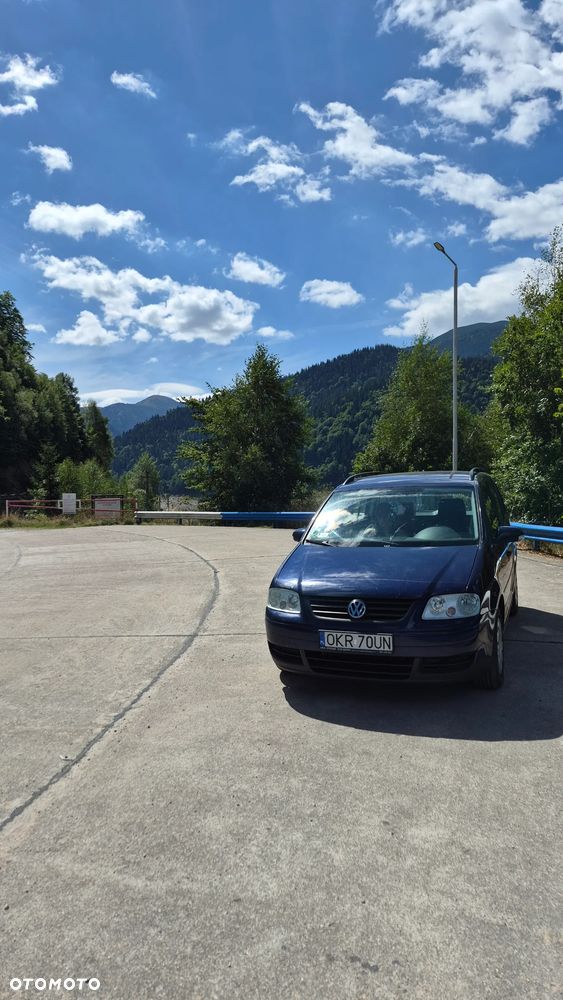 Volkswagen Touran - 2