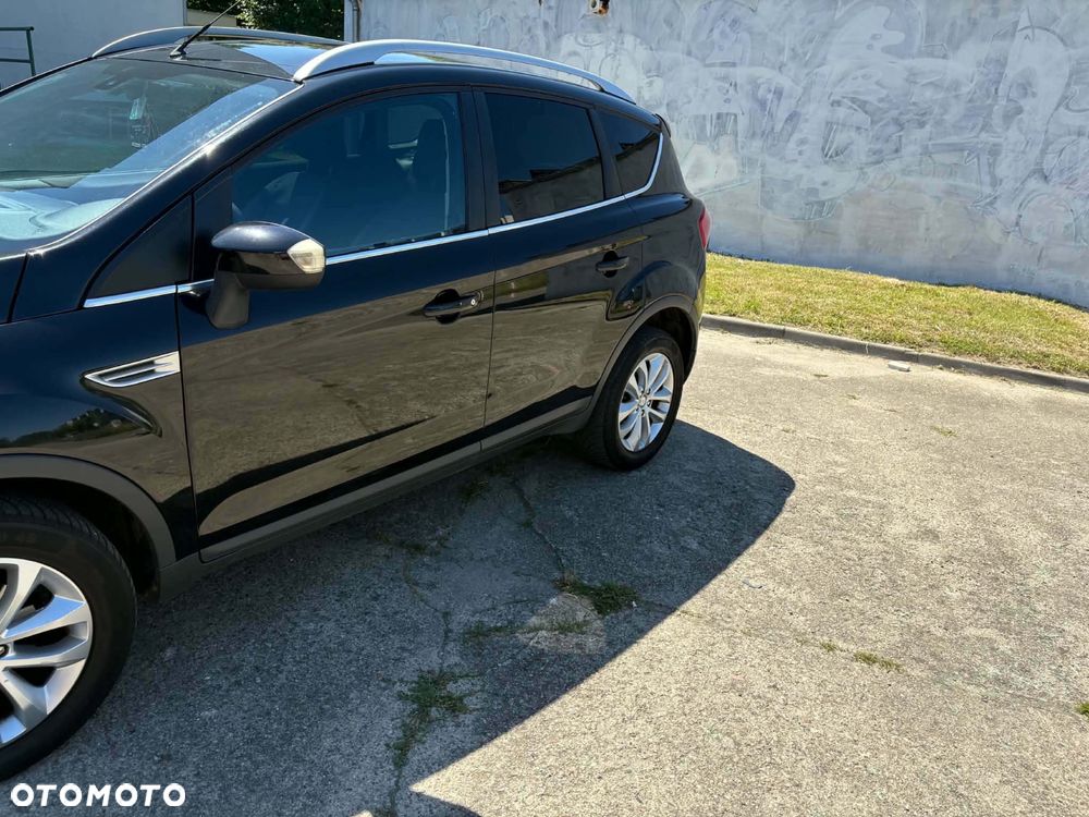 Ford Kuga - 2