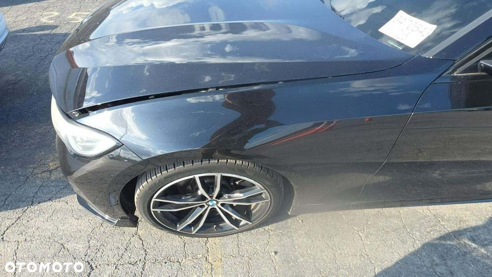 BMW Seria 3 330i M Sport - 12