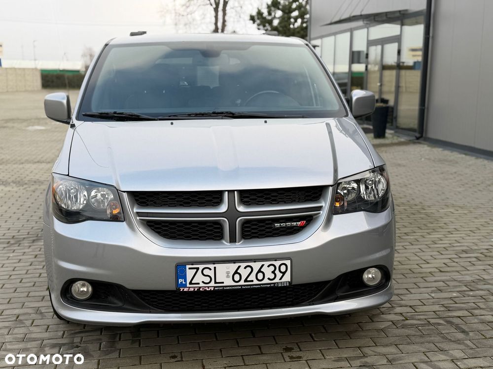 Dodge Grand Caravan 3.6 R/T - 4