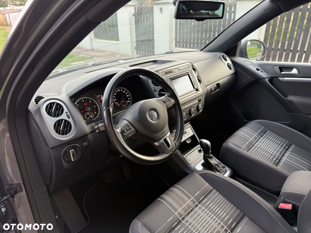 Volkswagen Tiguan 2.0 TDI SCR 4MOTION BlueMotion Technology DSG Lounge Sport & Style - 6