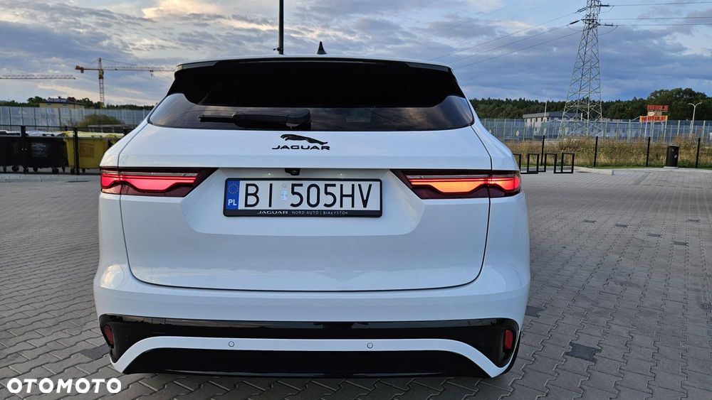 Jaguar F-Pace - 4