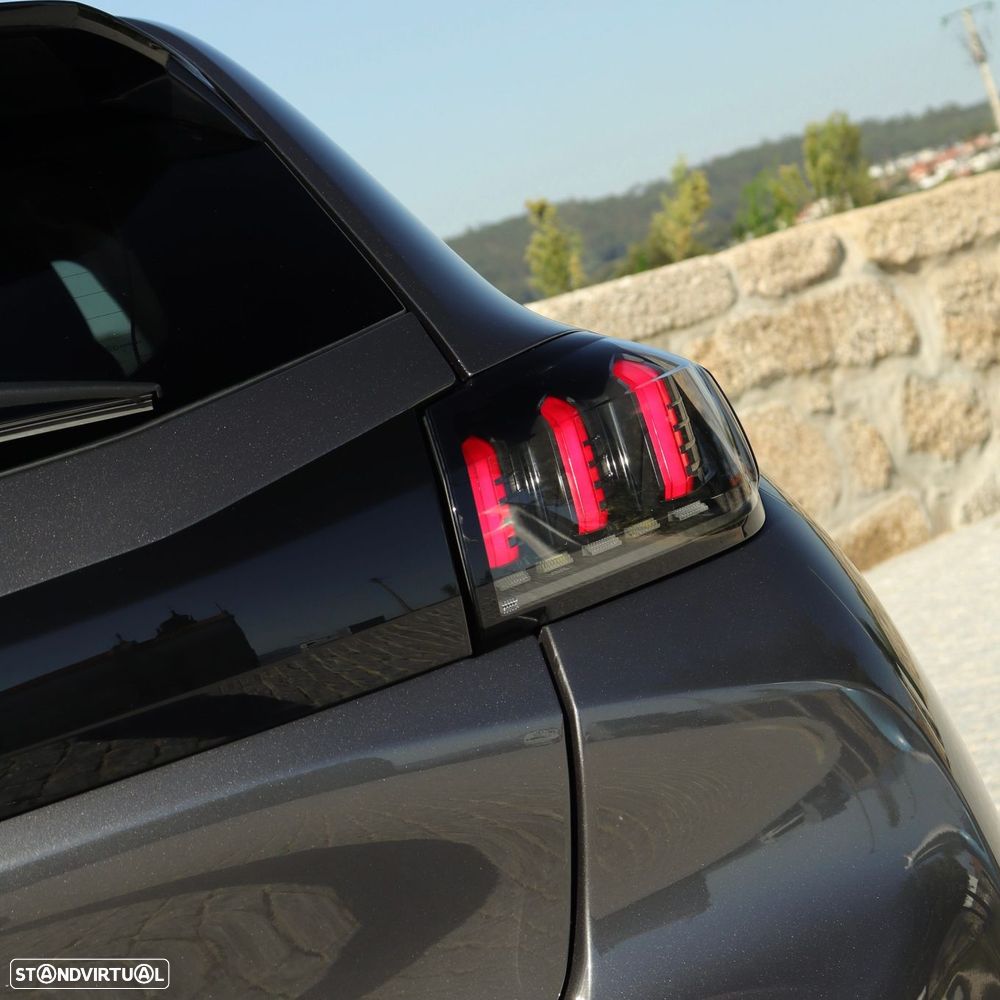 Peugeot 208 1.2 PureTech Allure Pack - 12