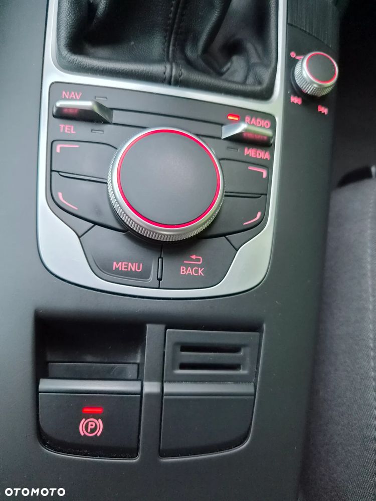 Audi A3 Sportback 1.4 TFSI Ambition - 19