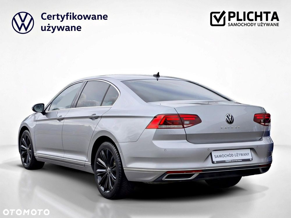 Volkswagen Passat 2.0 TDI Elegance DSG - 4