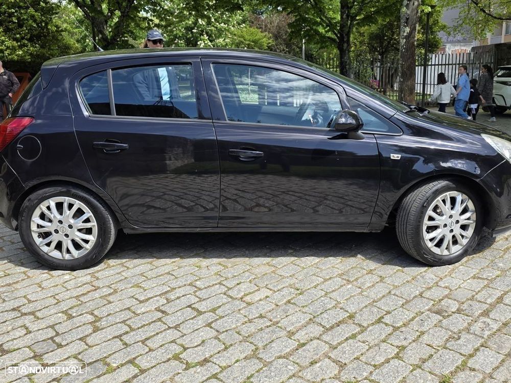 Opel Corsa 1.3 CDTI Enjoy EcoFLEX - 3