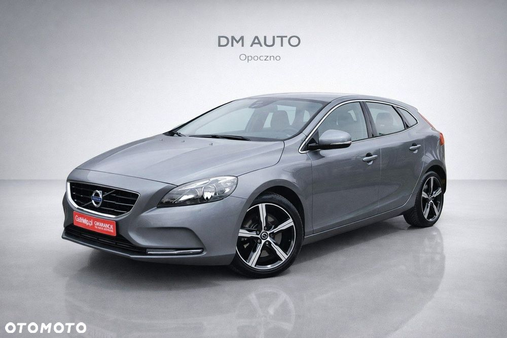 Volvo V40 D2 Momentum - 1