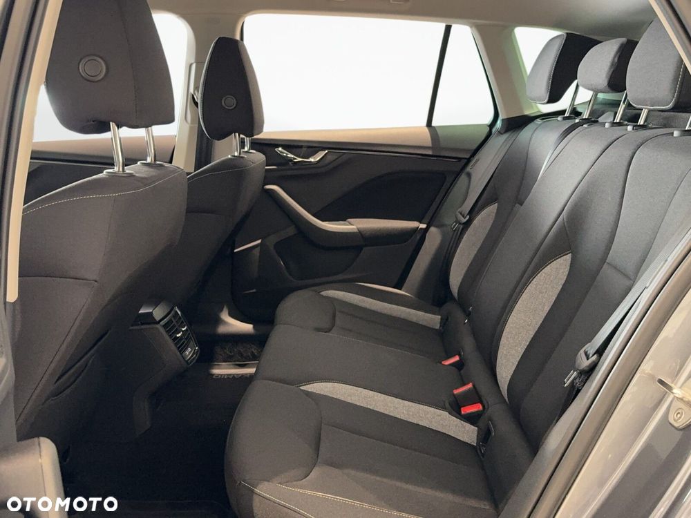 Skoda Kamiq 1.0 TSI Selection - 14