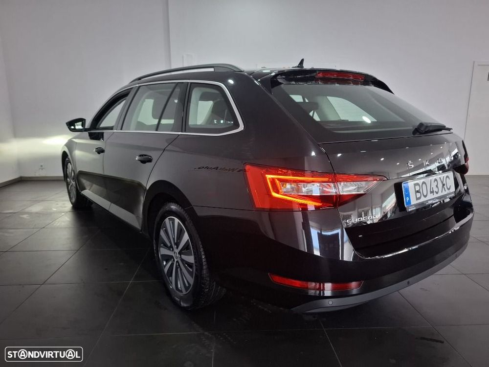 Skoda Superb Break - 10