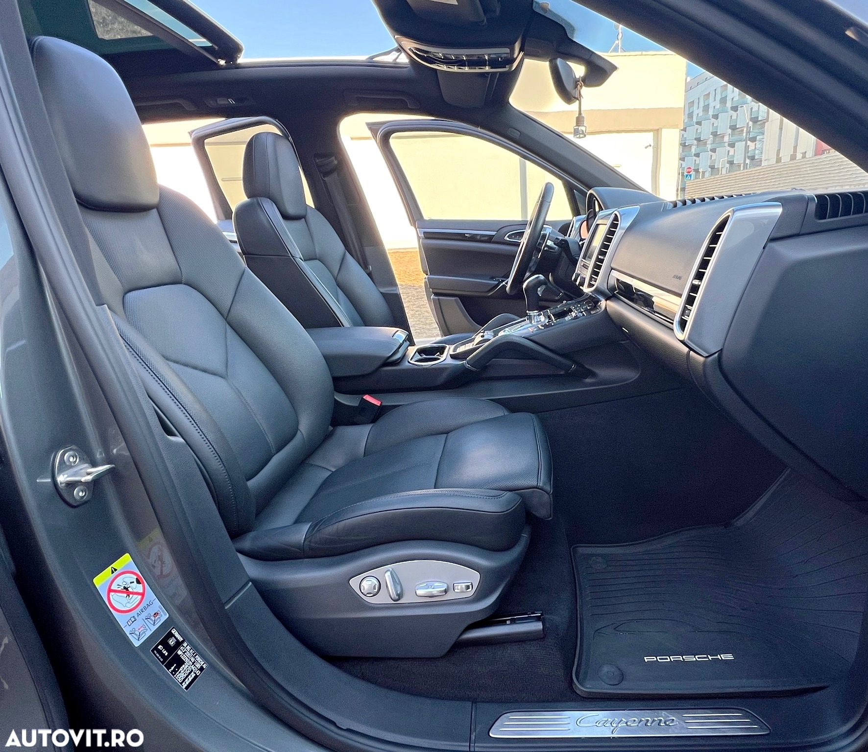 Porsche Cayenne Diesel Platinum Edition - 15