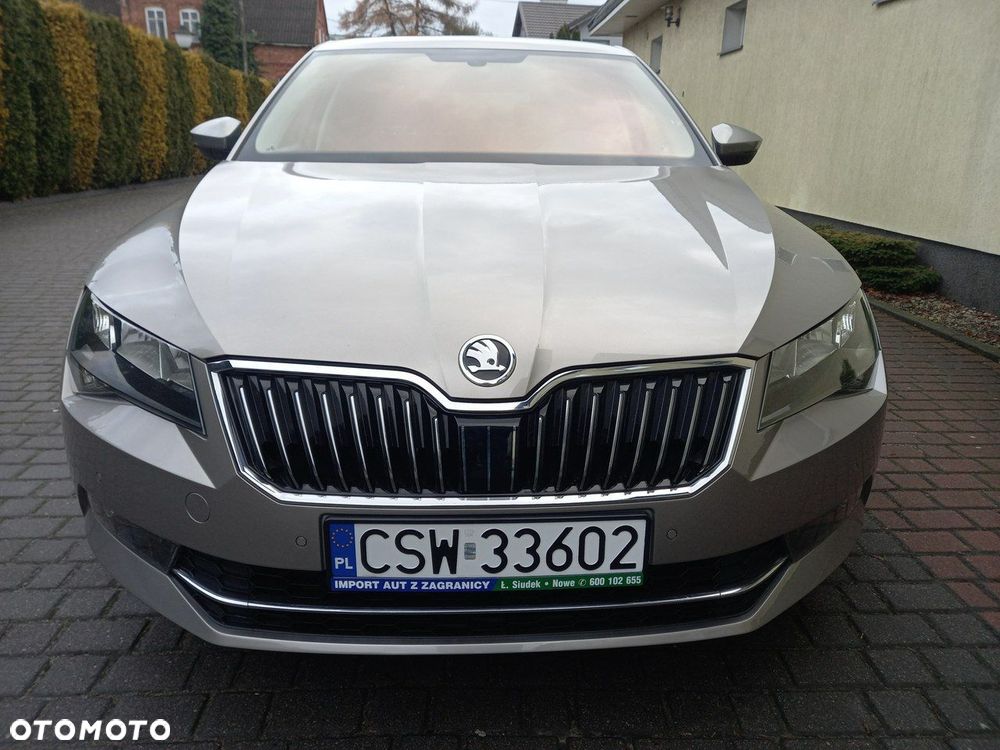 Skoda Superb 1.6 TDI Style - 9
