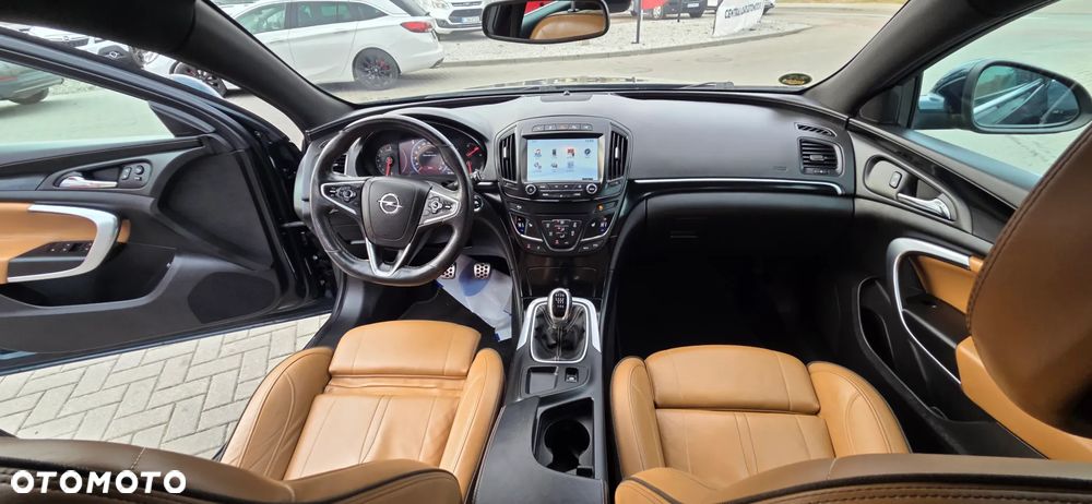Opel Insignia 1.6 T Executive S&S - 36