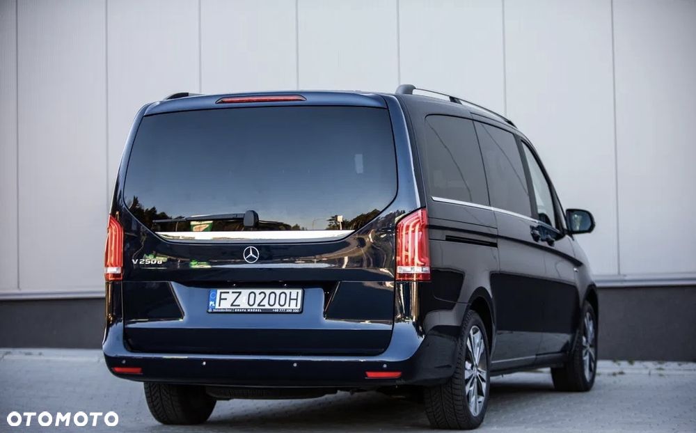 Mercedes-Benz Klasa V 250 (BlueTEC) d Avantgarde 7G-Tronic (d³ugi) - 6