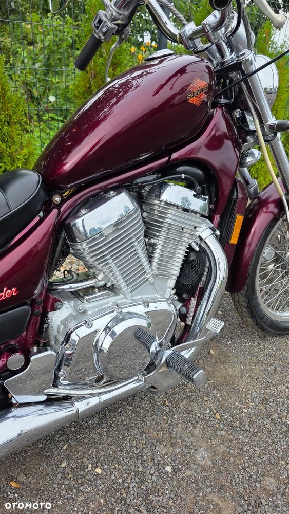 Suzuki Intruder - 5