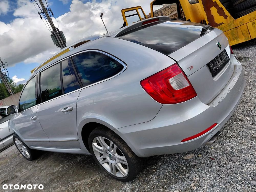 ❌Dawca części ❌  SKODA SUPERB II KOMBI 2010 2.0 TDI CBBB KOD LAK.: 9156 / LA7W - 1