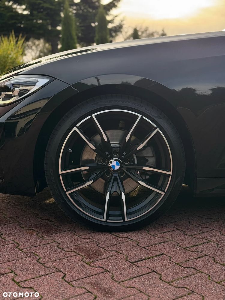 BMW Seria 3 330i M Sport sport - 3