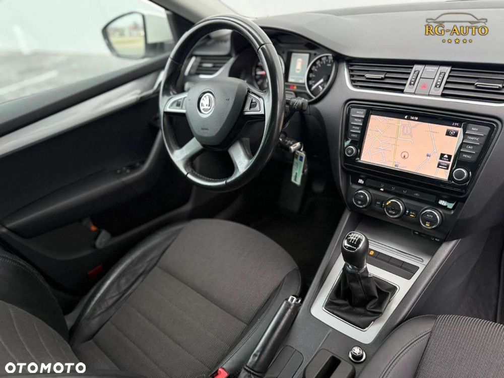 Skoda Octavia - 32