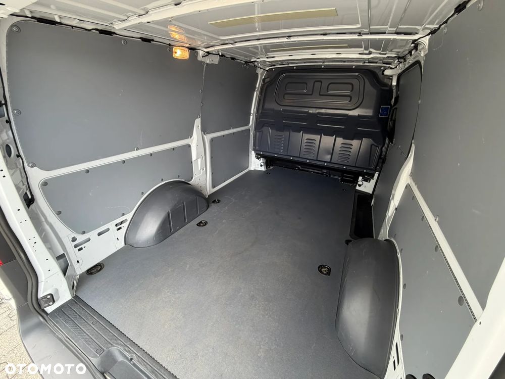 Mercedes-Benz Vito 116 CDI Furgon Długi - 21