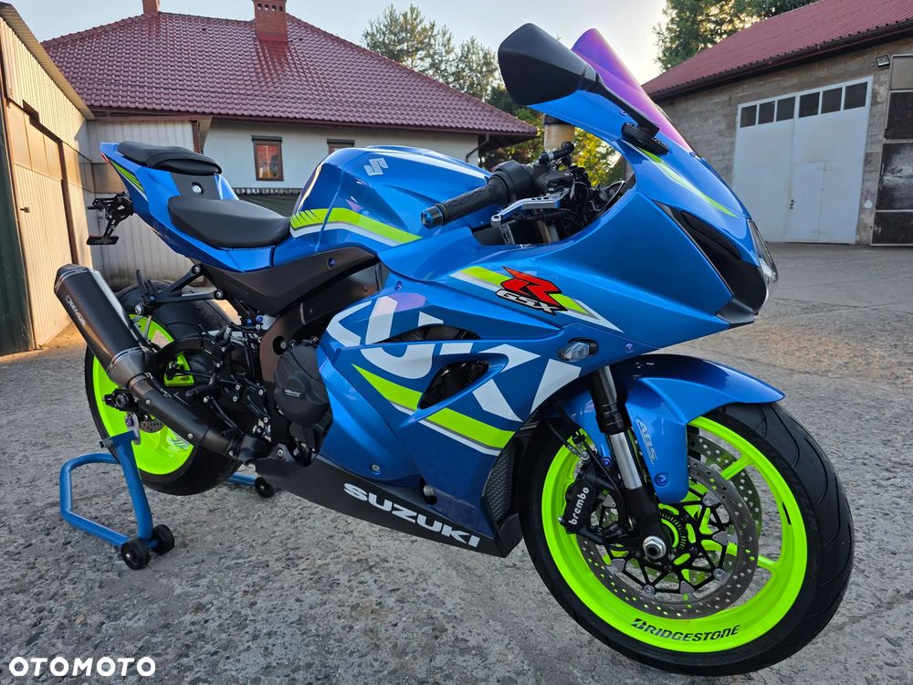 Suzuki GSX-R - 10