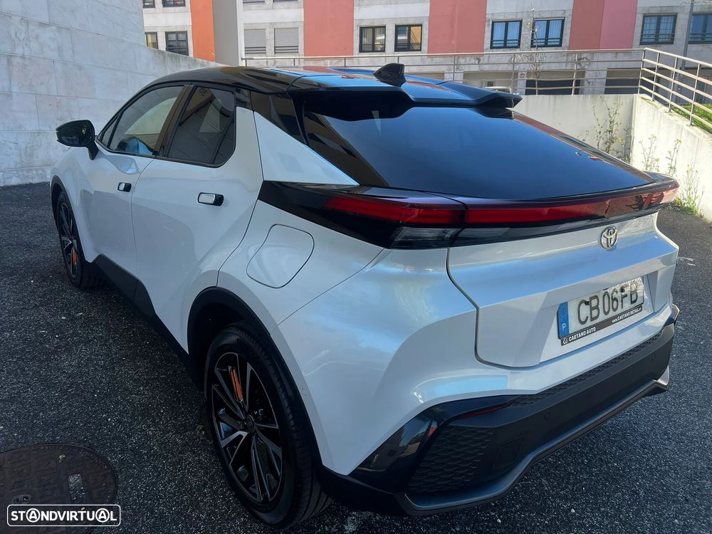Toyota C-HR 1.8 Hybrid Square Collection - 2
